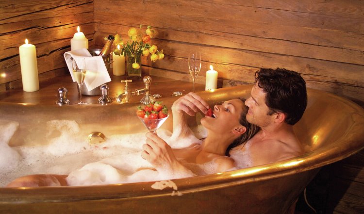 Нежные объятия впостеое