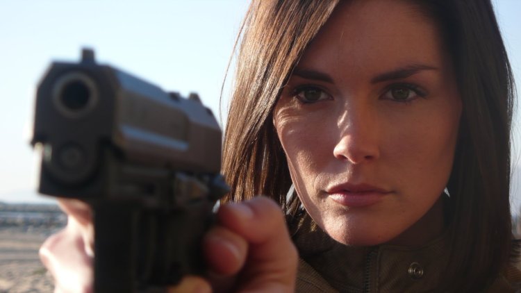 Тейлор Коул бикини