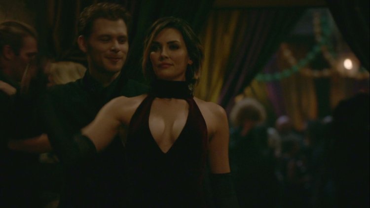 Аманда черни няня Королева проклятых