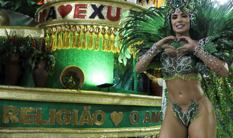 Андреа Мартинс Бразилия