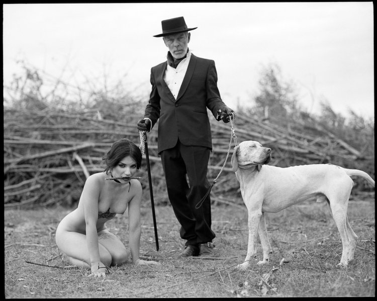 Рабыня на четвереньках бдсм