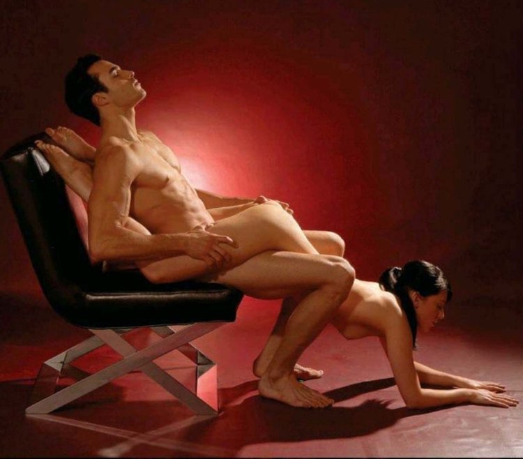 Эротические позы женщин