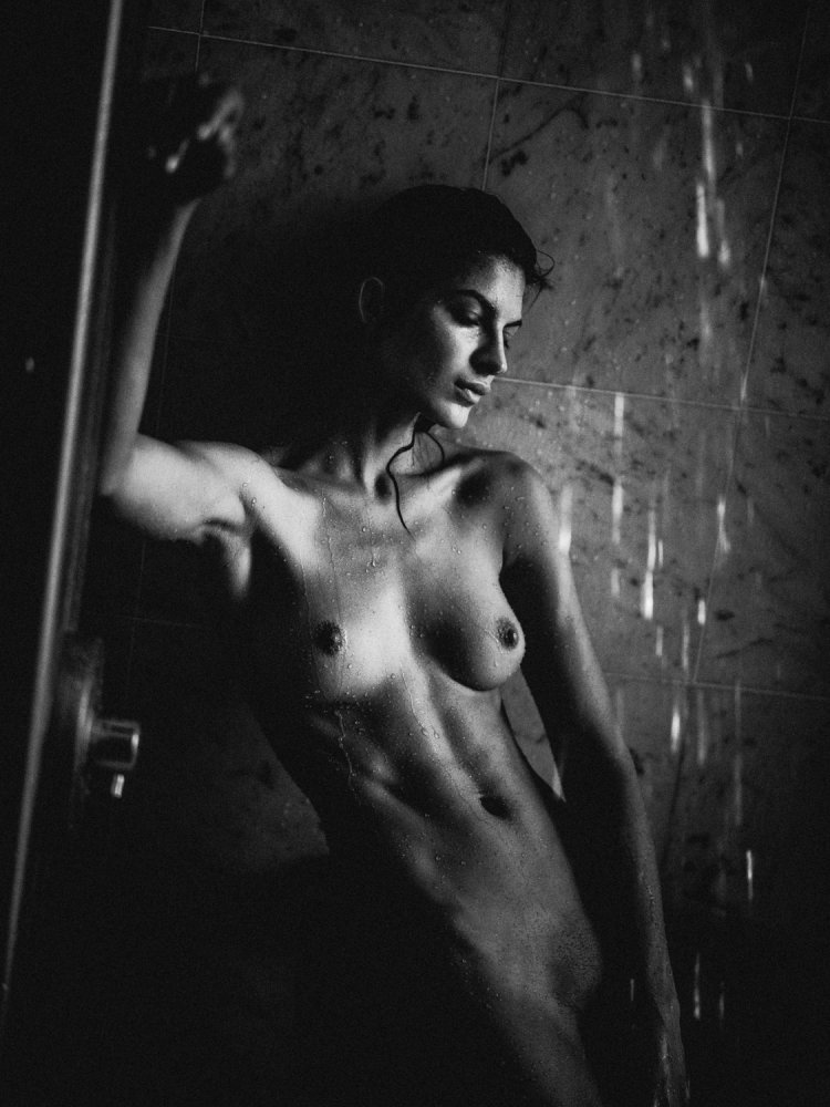 Худые девушки в стиле ню