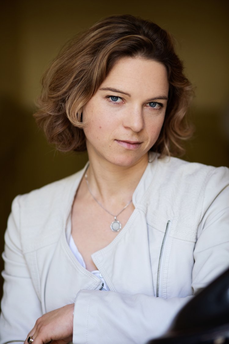 Юлия из мужское женское голая