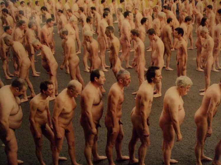 Сумасшедшие голые женщины