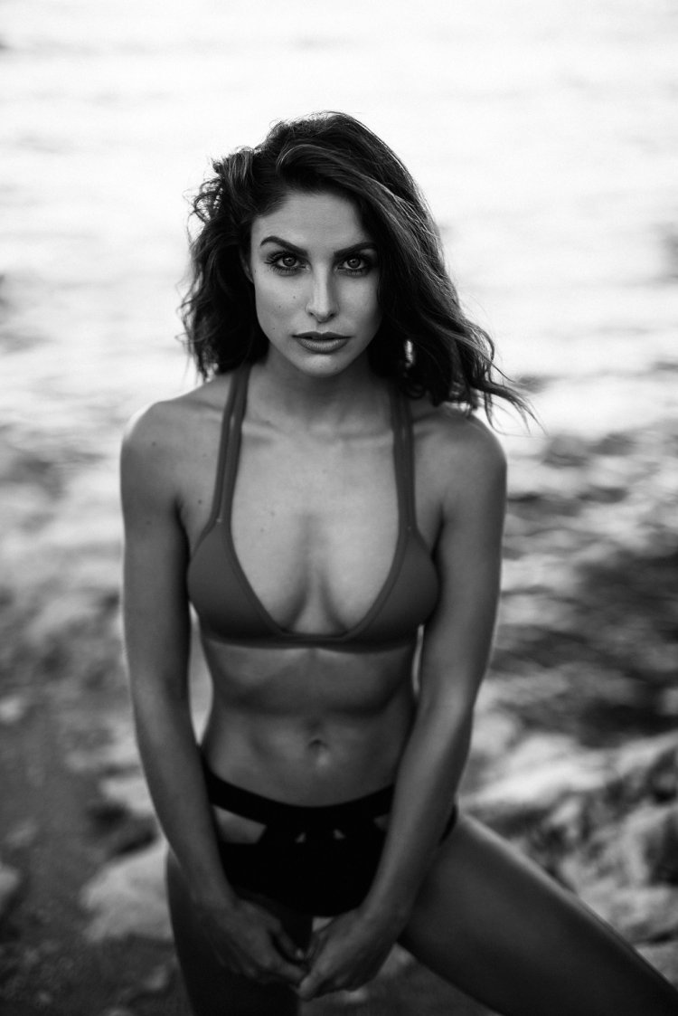 Skye morales слив