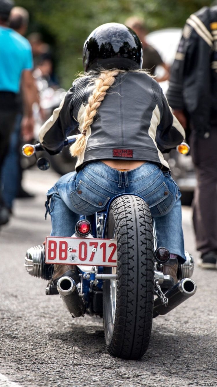 Попы мотоциклистов