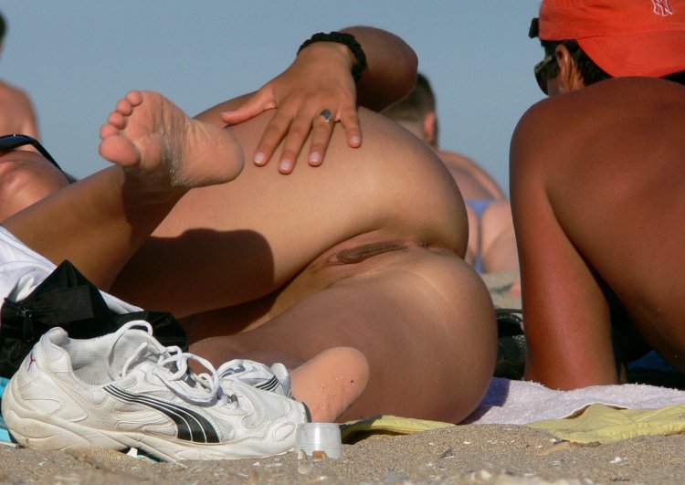 Вагины на пляже частное