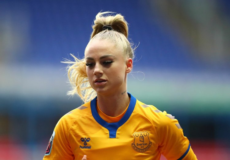 Тара Льюис певица