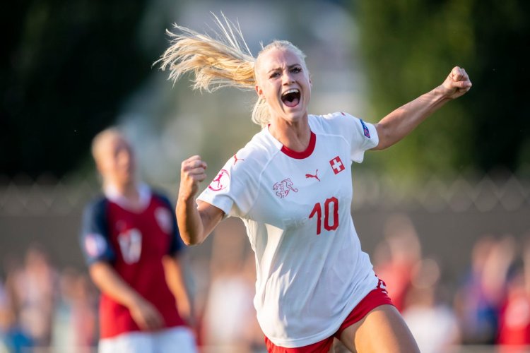 Алиша Леман фигура