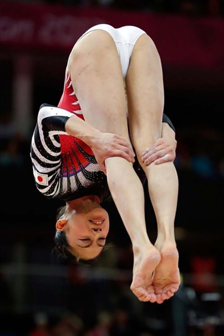 Стопы спортсменок