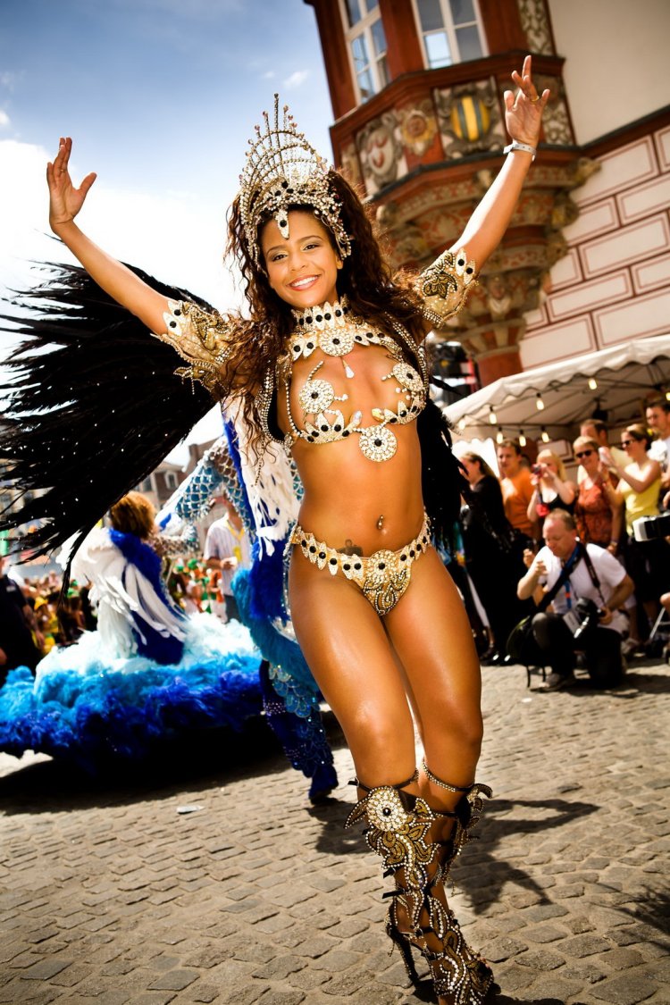 Клава карнавал