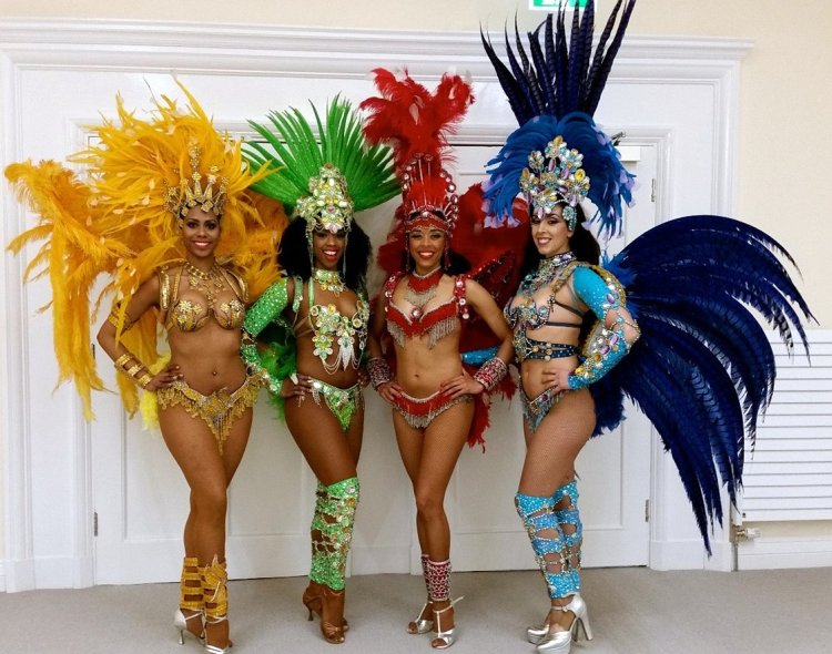 Juju Salimeni Carnival