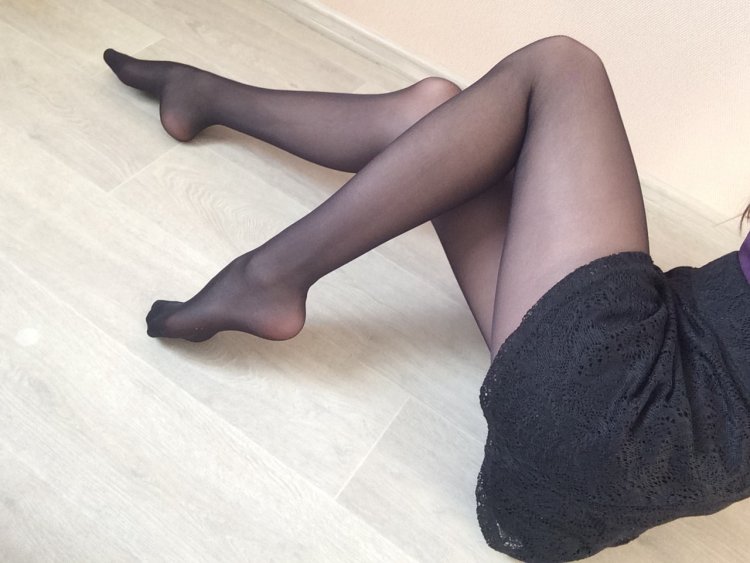 Шикарные ножки в чулочках
