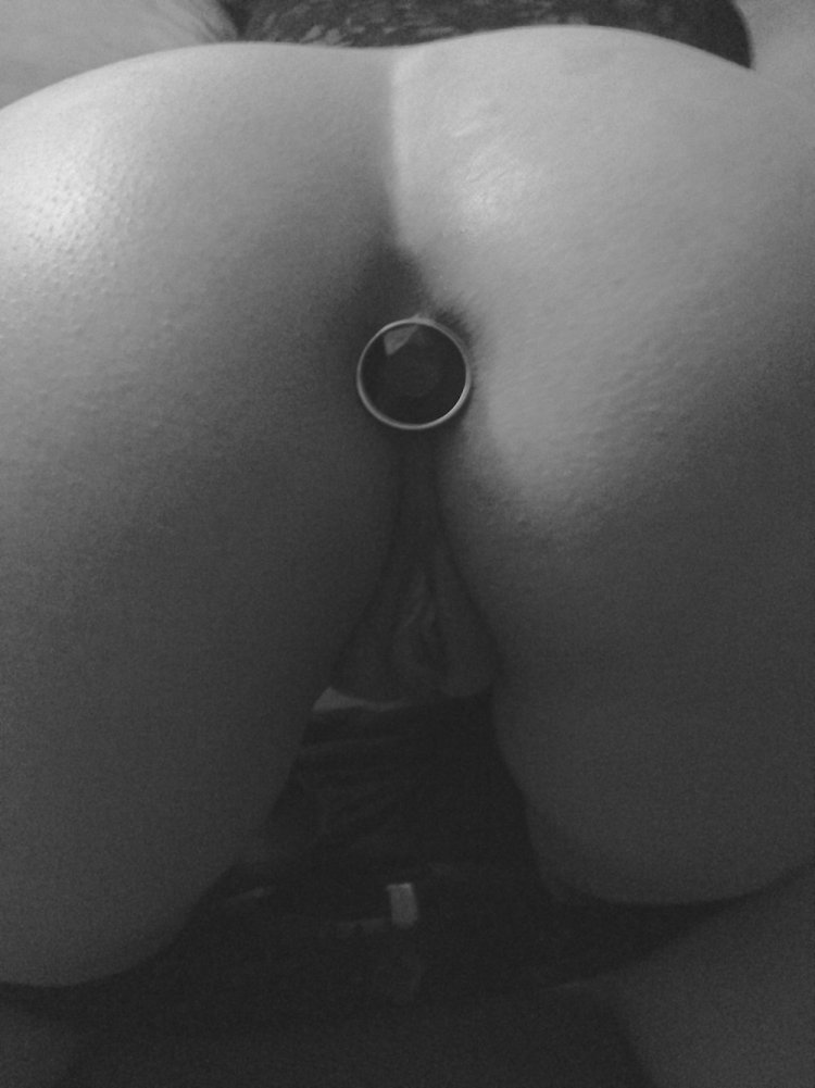 Мужчину в попу страпоном