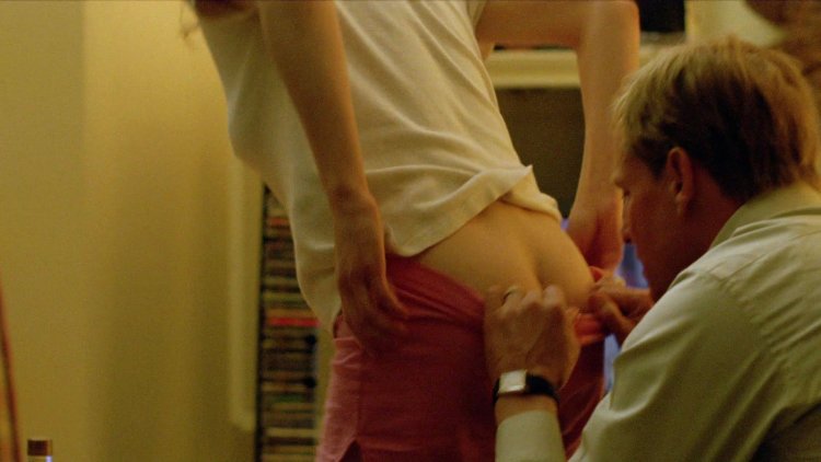 Попка Александры Даддарио