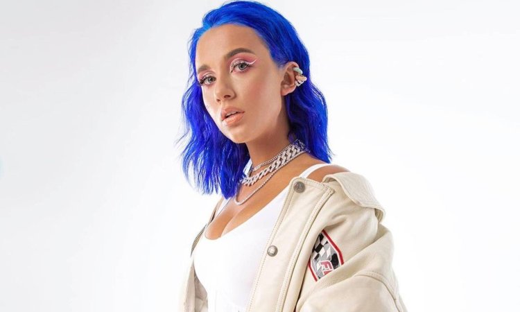 Pia Mia в бикини