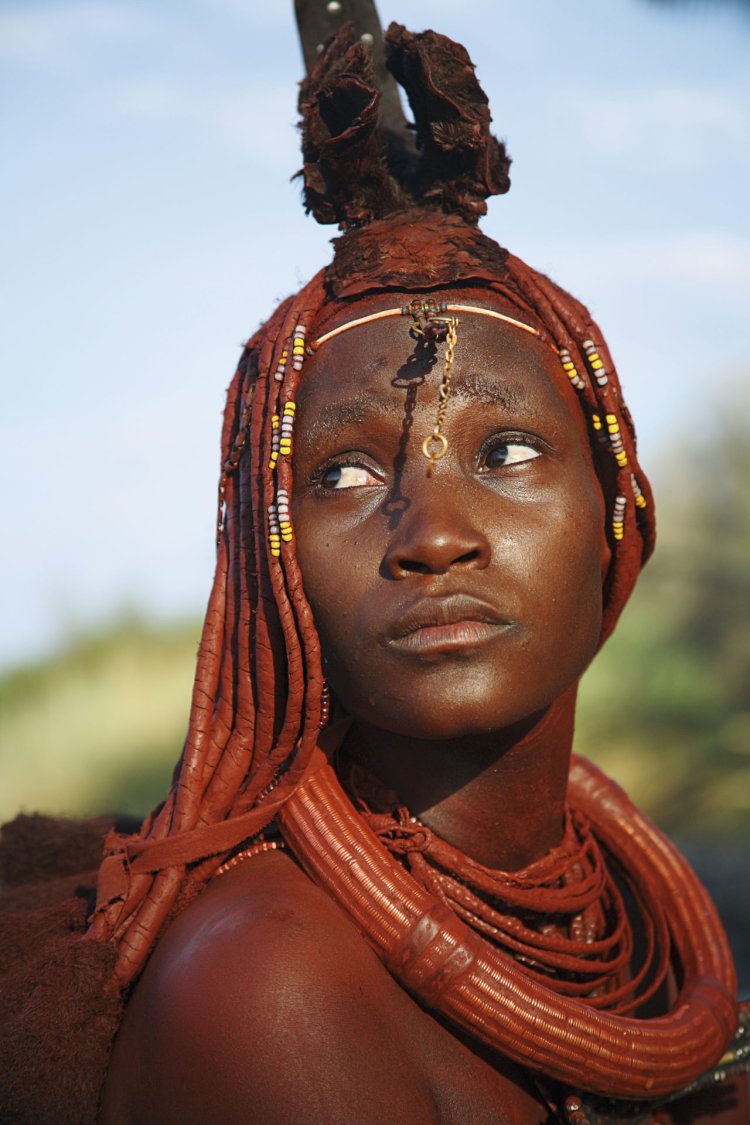 Женщины племени Химба в полный рост
