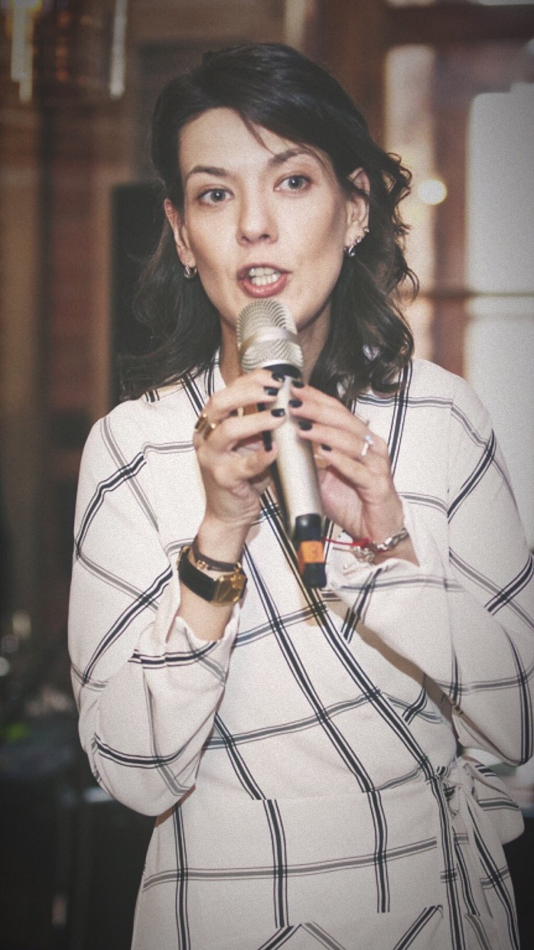 Надана Фридрихсон в купальнике