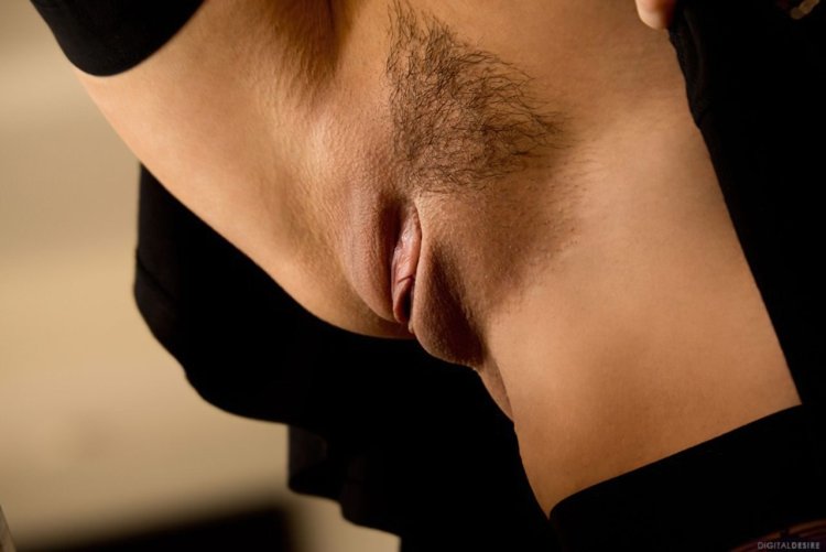 Интимные места крупным планом