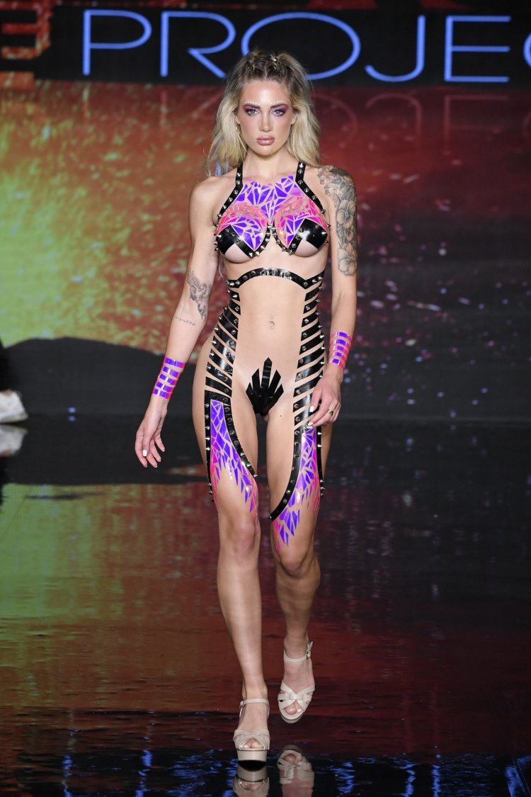 Black Tape Project модели