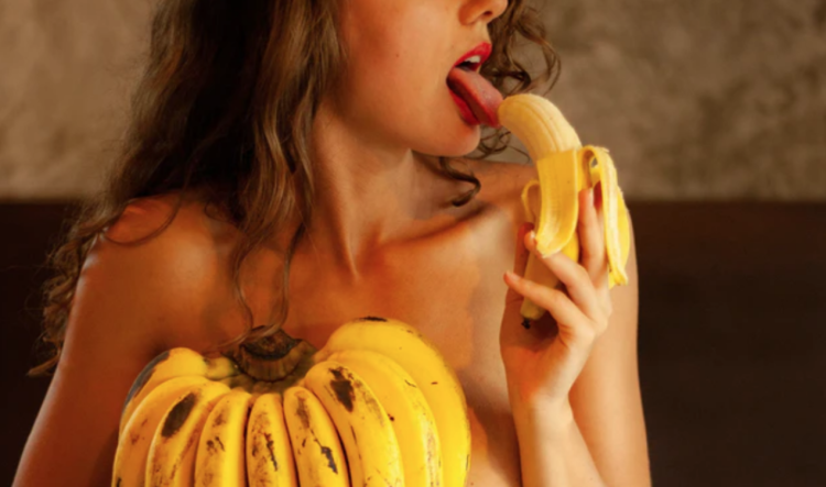 Альбина Матюнина губы