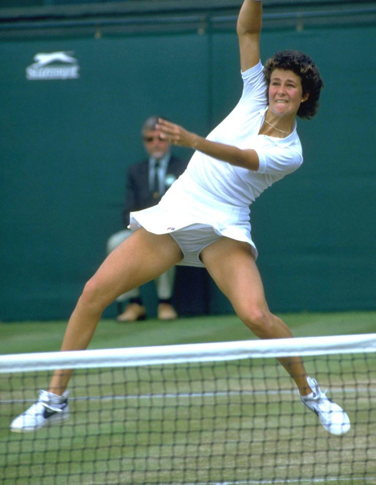 Мартина Хингис без трусов