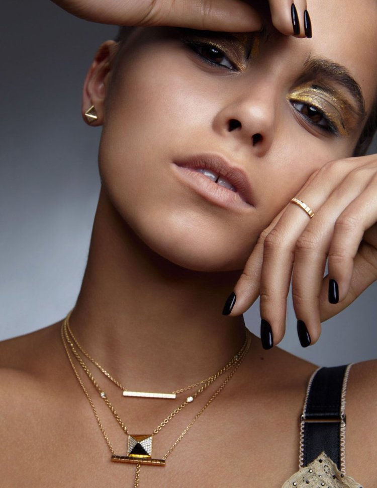 Мила Сивацкая в Нижнем белье Гранд Лион