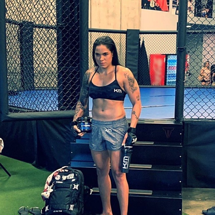 Аманда Нуньес и её муж