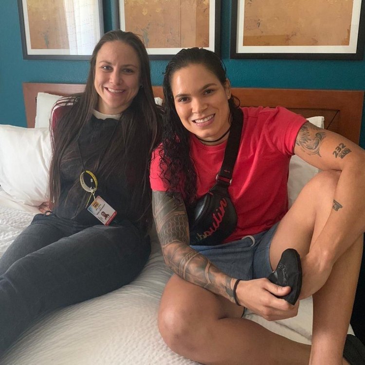 Аманда Нунис и Нина Ансарофф