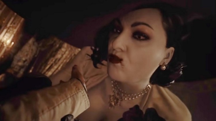 Димитреску в белье Resident Evil