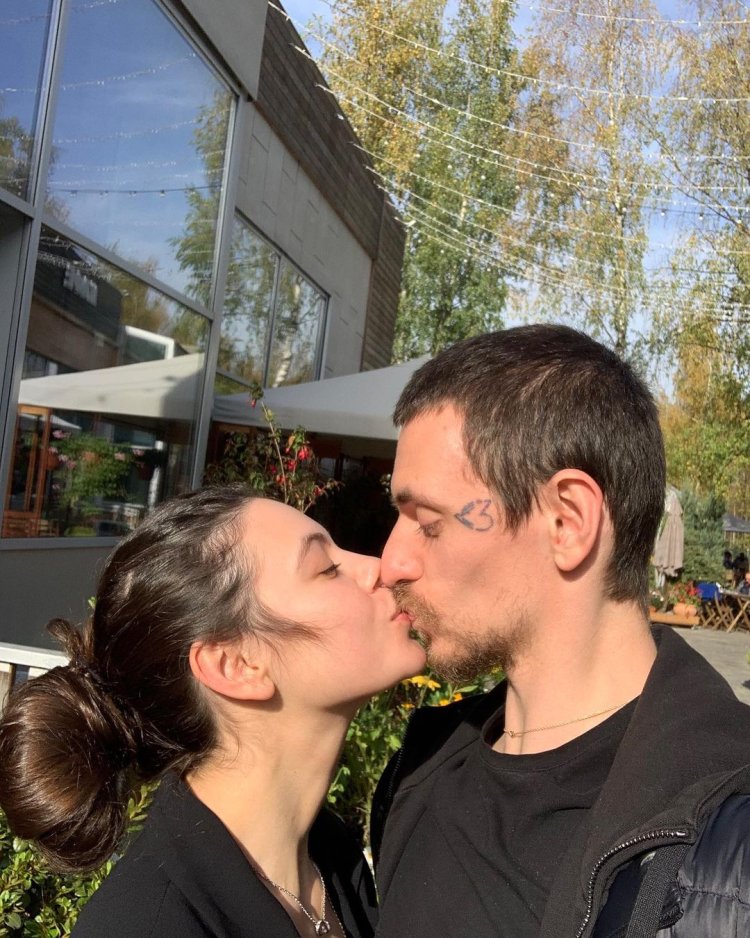 Я У мамы дурочка статусы