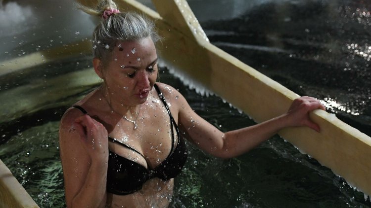 Прекрасные Девы купаются