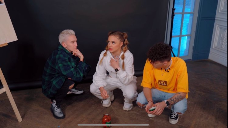 Карнавал Инстаграм секси