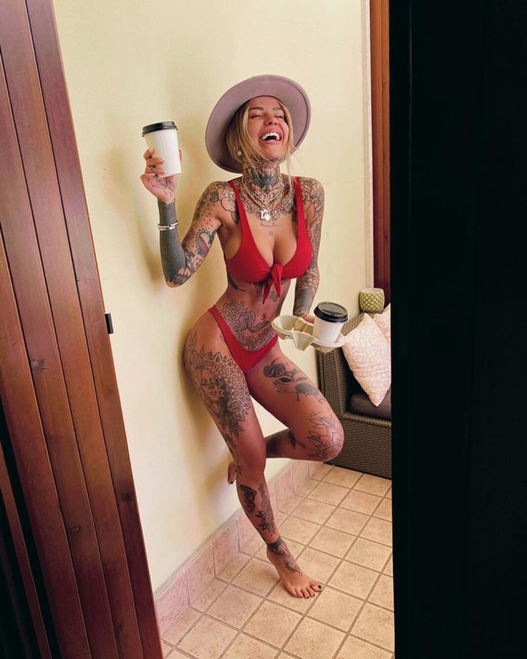 Таисса Фармига горячие