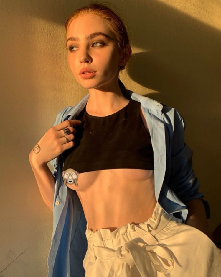 Рената Ри 2021