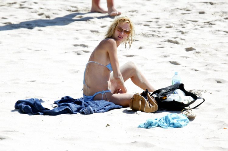 Ума турман топлесс