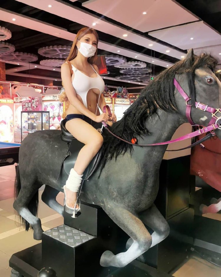 Naomi Wu слив 18