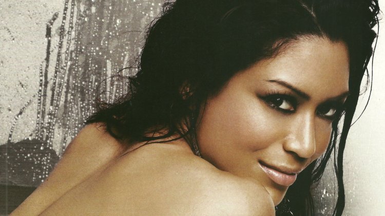 Лина Перес 18