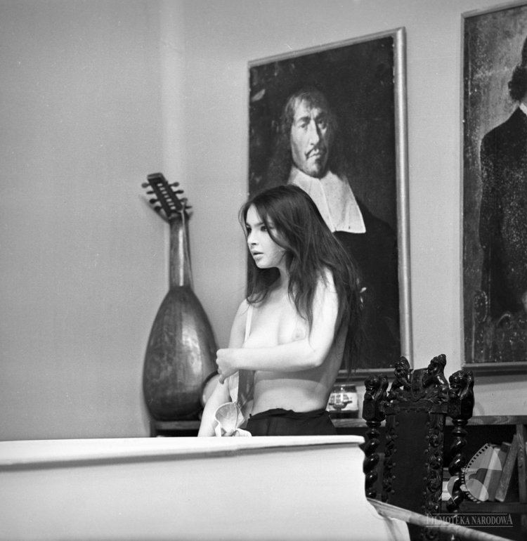 Польская актриса Анна Дымна голая