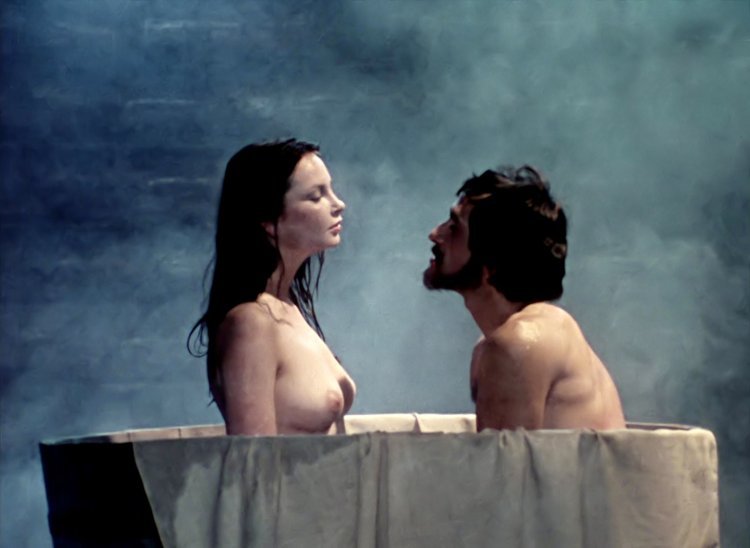 Анна Дымна в фильме мастер и Маргарита