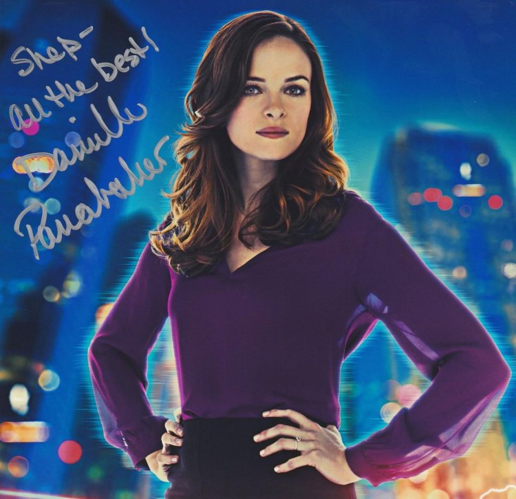 Даниэль Николь Панабэйкер