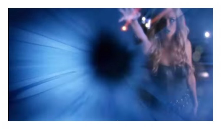 Кейтлин Сноу молодой