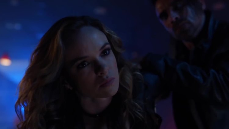 Кейтлин Сноу превращение