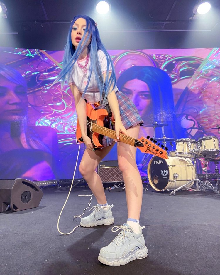 Маша Леденева и Даша Леденева