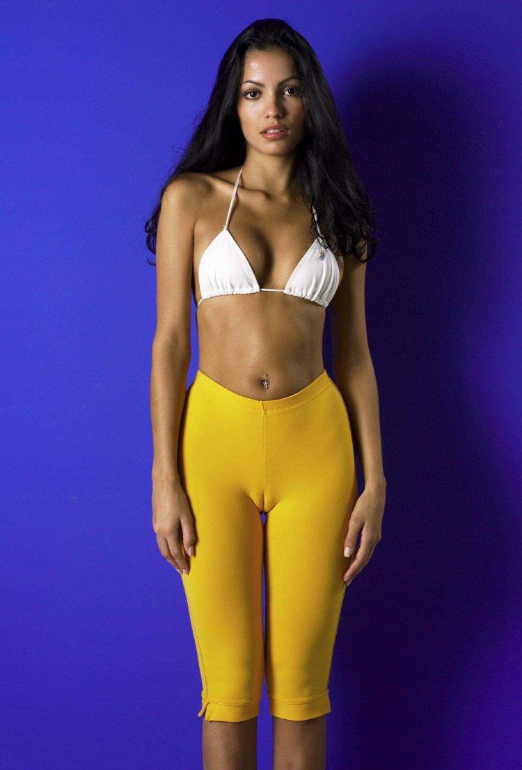 Леггинсы в обтяжку с верблюжьей