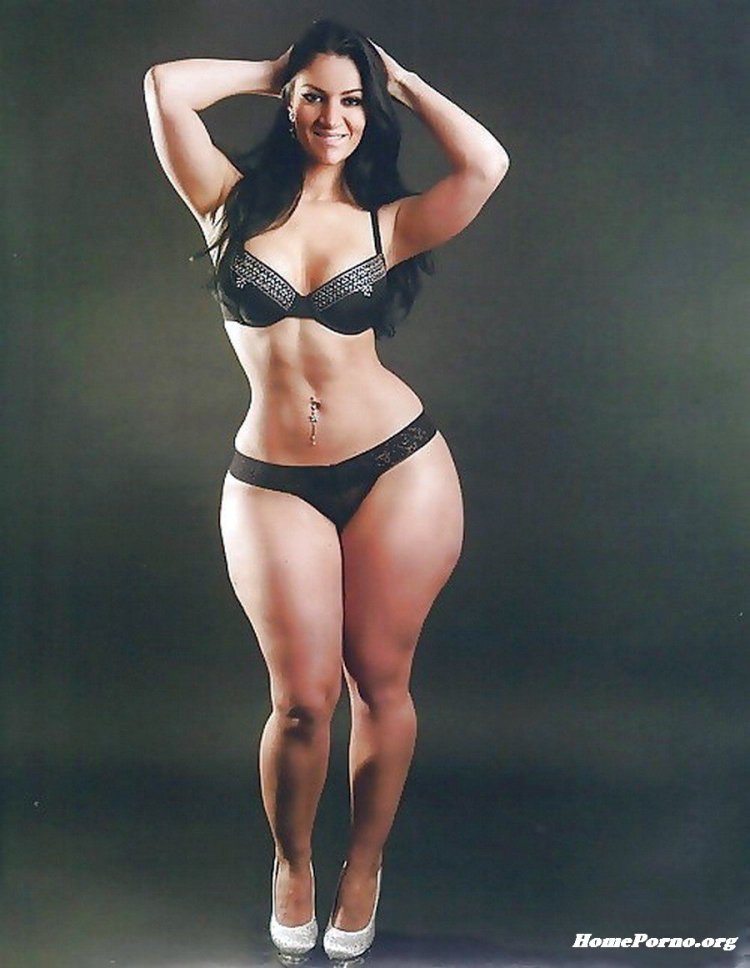 Аппетитные голые женщины