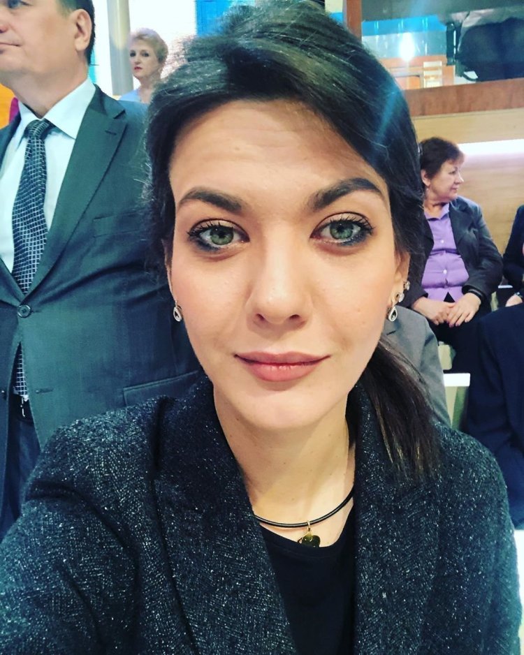 Надана Фридрихсон босиком фото