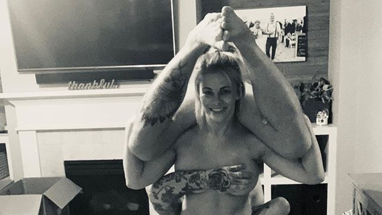 Пейдж Ван Зант 18