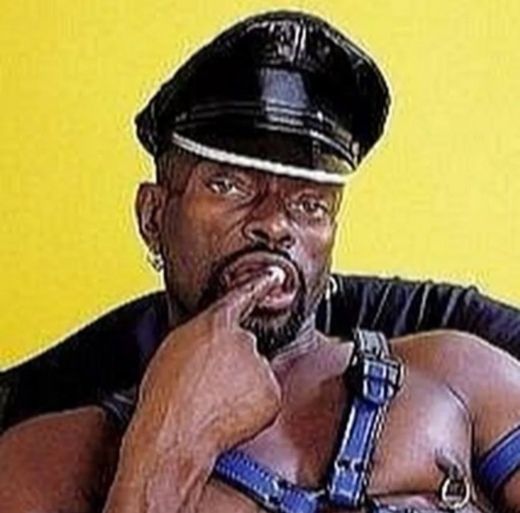 Чёрный Властелин в полный рост